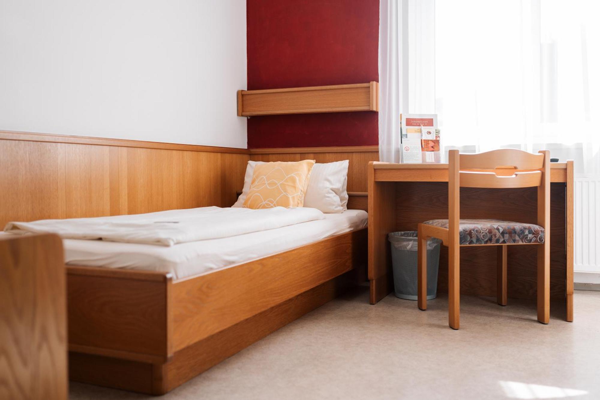 Hotel Weisses Ross Konnersreuth Екстериор снимка